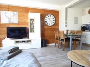 Mountain Suite Winterberg Pool Sauna Hund 4 Pers near Lift Winterberg